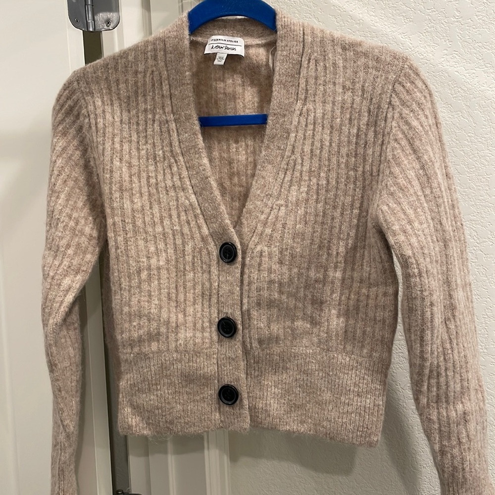 Never Worn Cropped Ribbed Alpaca Blend Oatmeal Cardigan